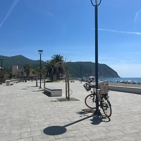 A Window To The Sea Апартаменты